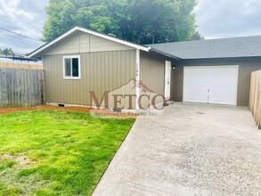 Building Photo - 1190-1192 Taft St