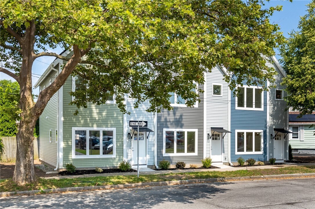 Foto principal - 175 S Union St