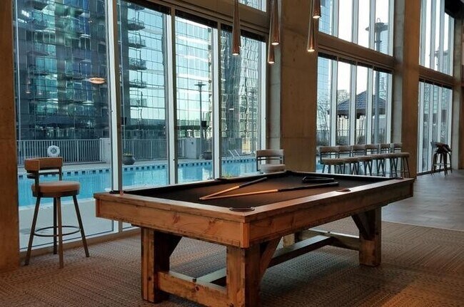Foto del edificio - Stunning condo in the heart of SoBro at the Encore! Beautiful 1 bed, 1 bath on the amenity floor ...