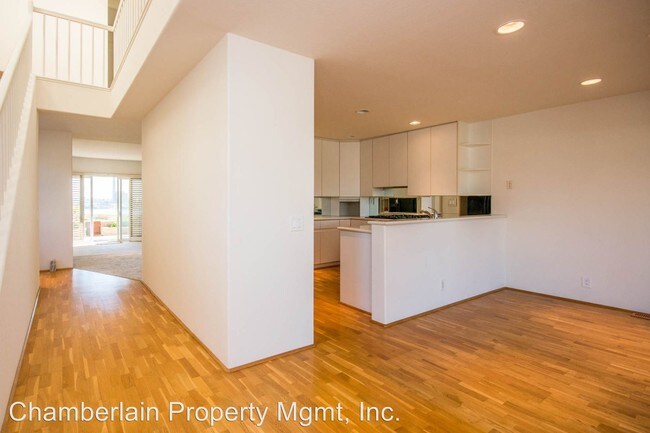 Building Photo - 3 br, 3 bath House - 197 Chinquapin Ave