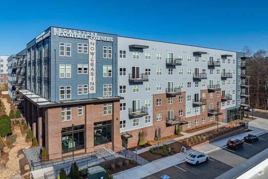 Building Photo - Broadstone Peachtree Corners