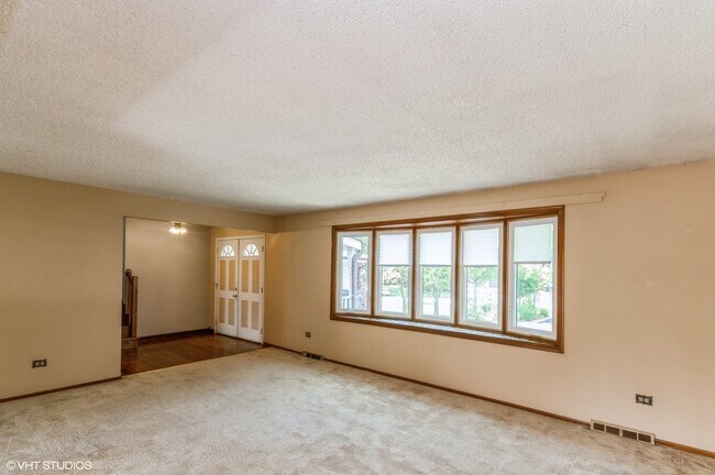 Building Photo - 13633 Cherry Ln