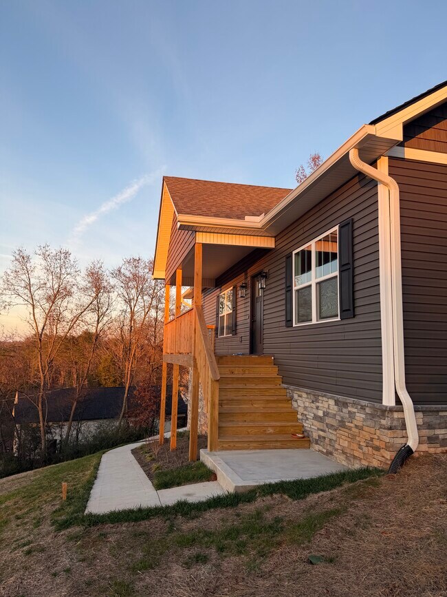 Foto del edificio - 955 Oakwood Estates Dr