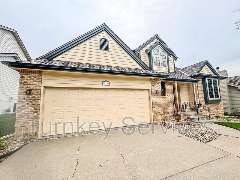 Photo - 15718 Lafayette Ave