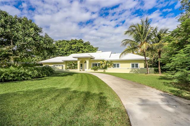 Foto del edificio - 5801 SW 128th St