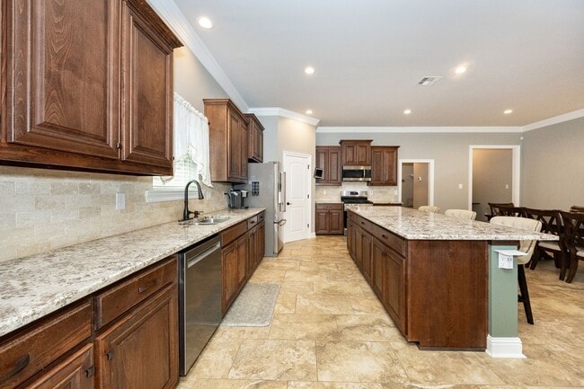 Building Photo - 4 bedroom 3 bathroom Spacious House for Rent in Reserve at Conway