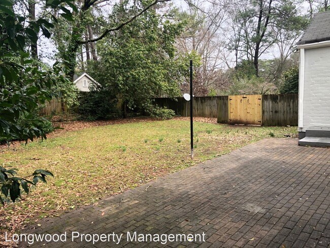 Building Photo - 3 br, 2 bath House - 2002 North Decatur Road
