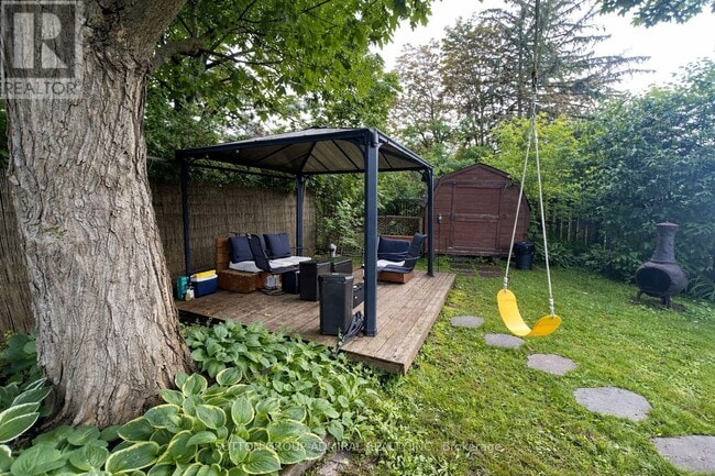 Photo du bâtiment - 8 Iber Ct