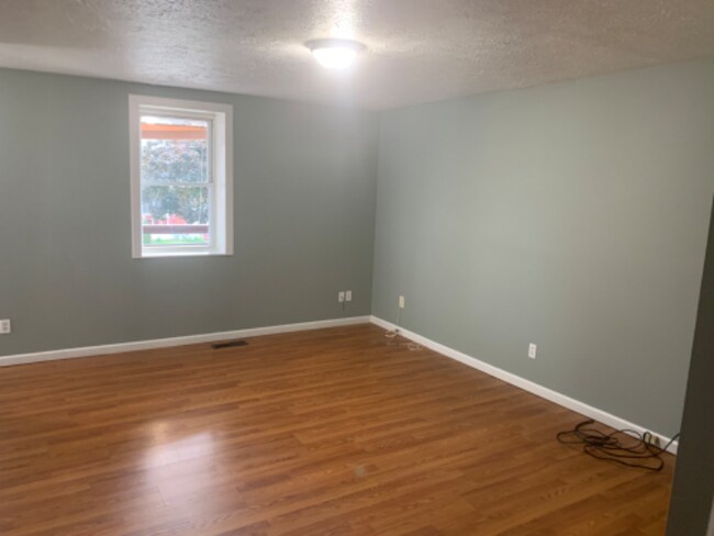 Building Photo - 542 Glenwood Ave