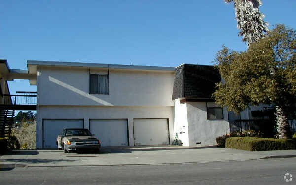 Building Photo - 4152-4162 Fran Way
