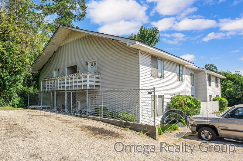 2901 18th Ave Unit Apt 13, Northport, AL 35476 Condo for Rent in