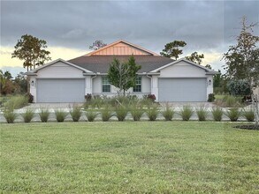Building Photo - 43800 Blue Heron Ln