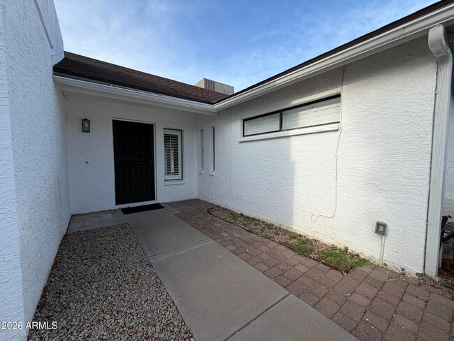 Building Photo - 3310 E Clark Rd