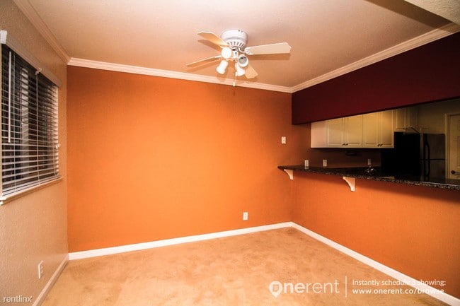 Building Photo - 620 Canyon Oaks Dr