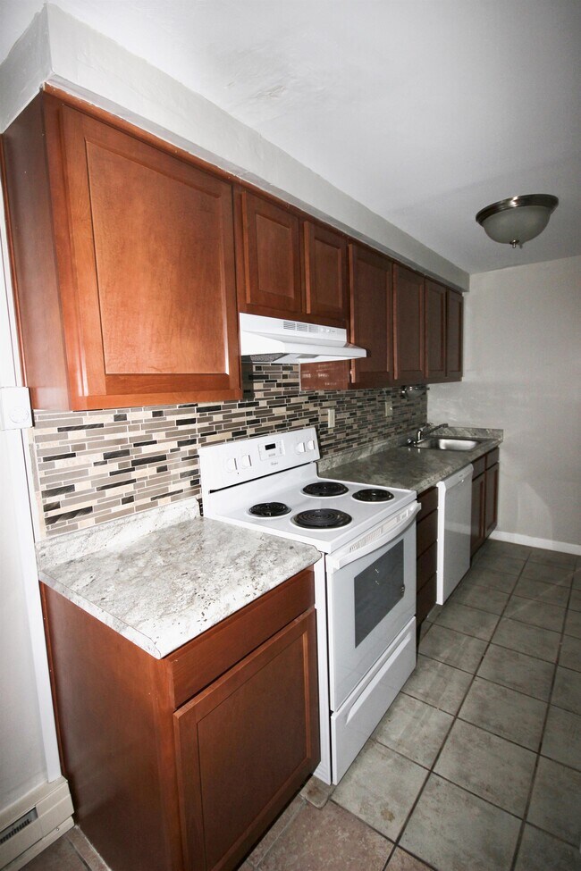 Building Photo - 116 Oak Manor Pl