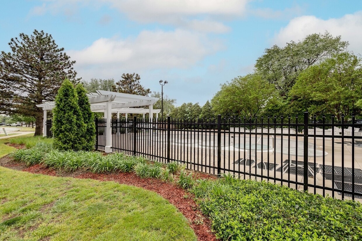 Foto del edificio - 900 Perrie Dr