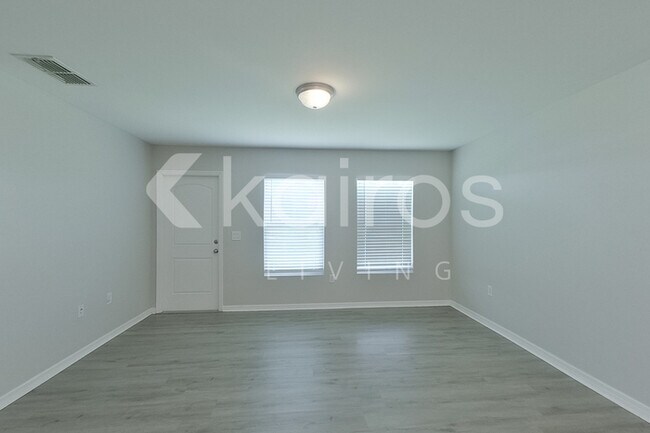 Foto del edificio - 3214 65th St W