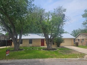 Building Photo - 1401 Trinity St