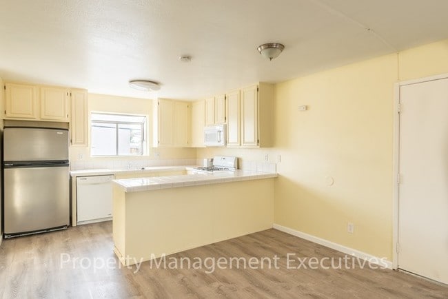 Building Photo - 4967 68th St