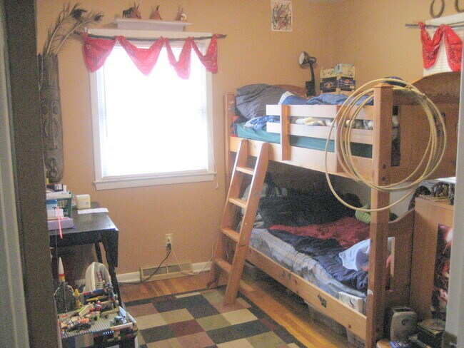 Foto del edificio - 604 Summit Rd