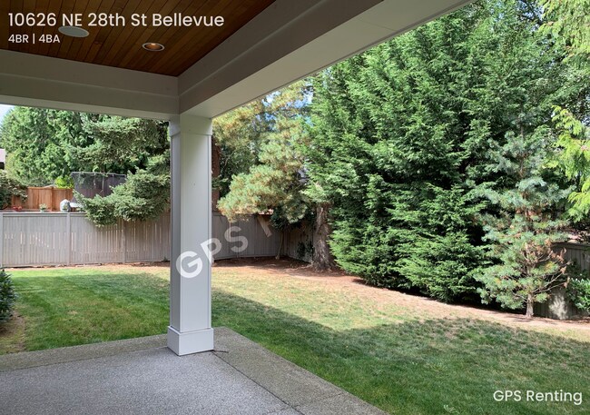 Building Photo - Stunning 5 Bedroom In Bellevue Available Now!