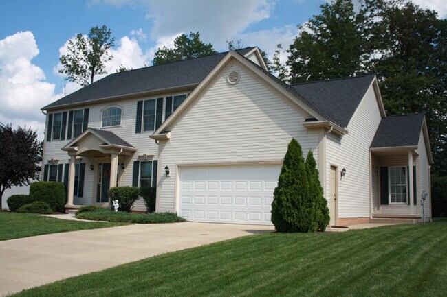 Building Photo - 1248 Freeport Dr