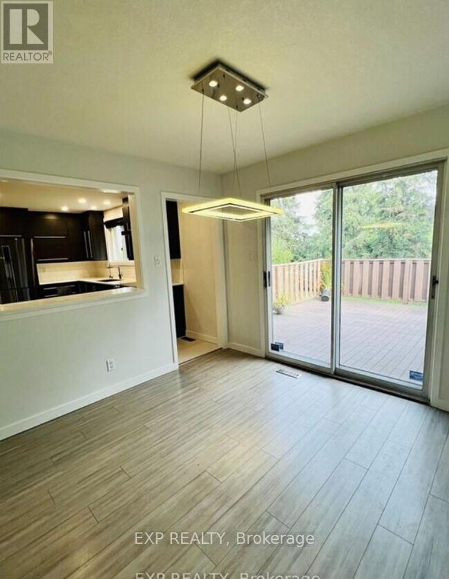 Building Photo - 213 Northlake Dr