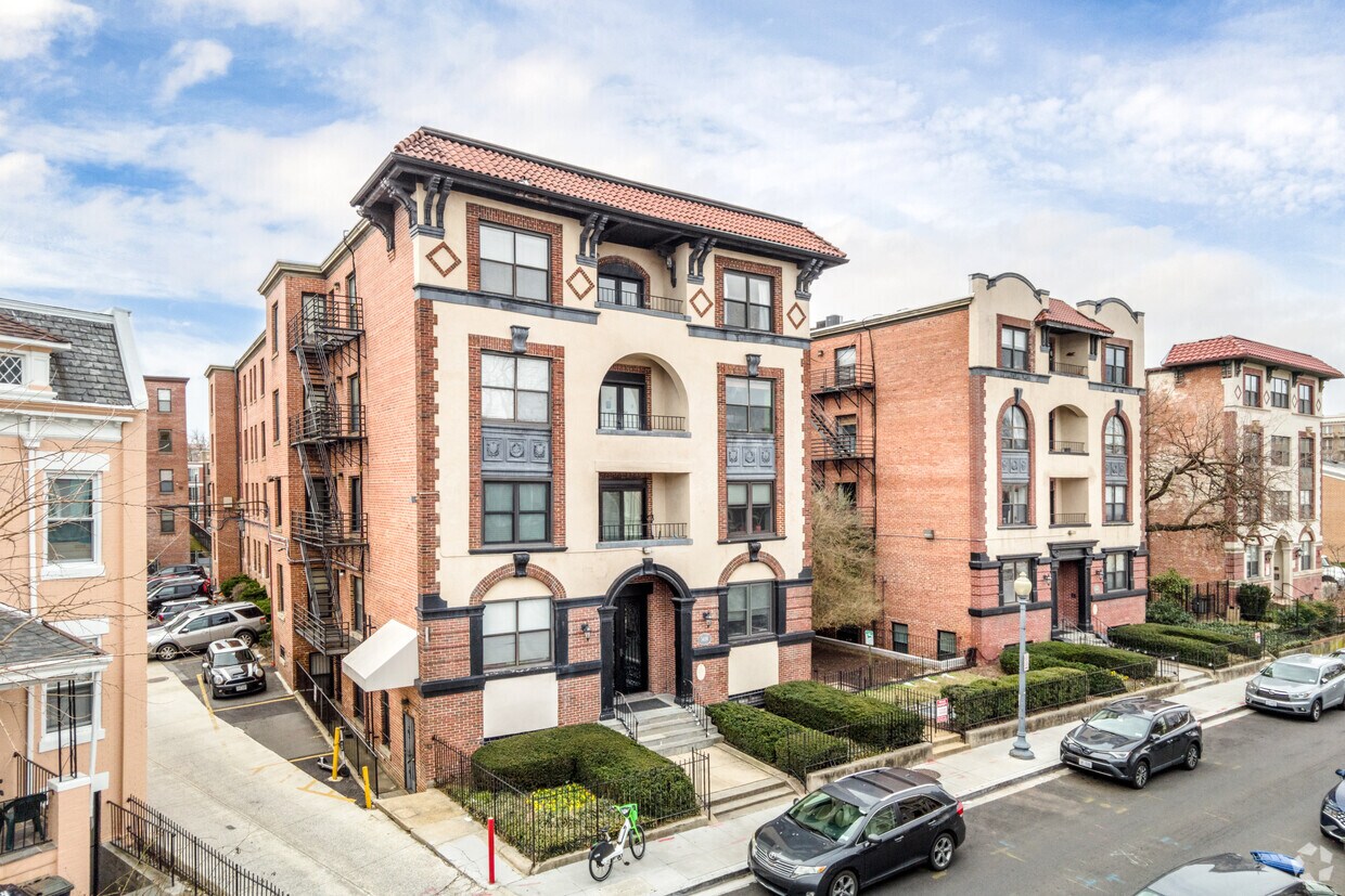 Foto principal - 1436-1438 Meridian Pl NW