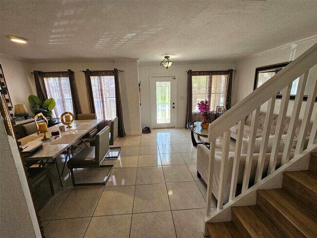 Building Photo - 16435 SW 96th Terrace
