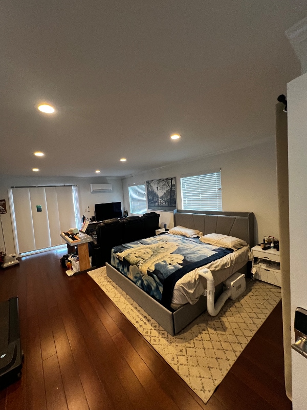 Foto del edificio - 1042 Garland Dr