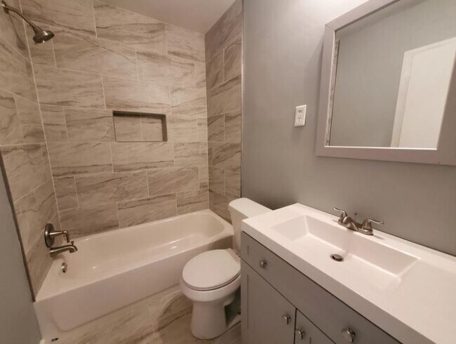 Foto del edificio - 4995 Princeton Rd