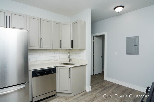 Foto del edificio - 6958 N Wolcott Ave