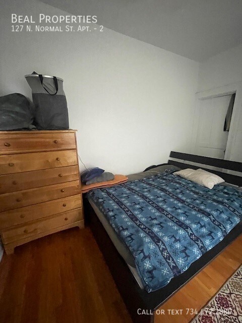 Foto del edificio - 127 N Normal St