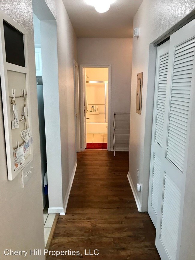 Foto del edificio - 3 br, 2 bath Apartment - 1721 Ohio