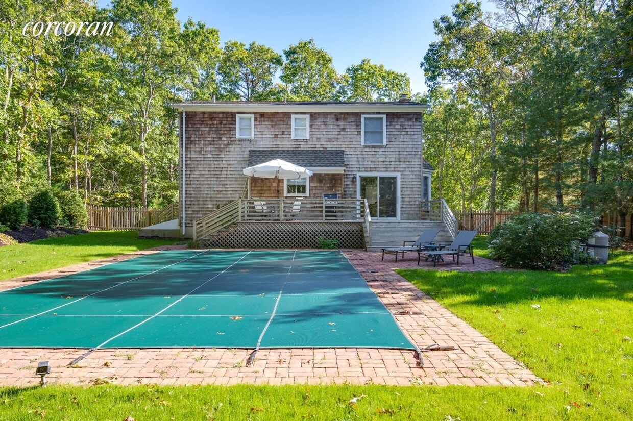 Building Photo - 76 Whooping Hollow Rd