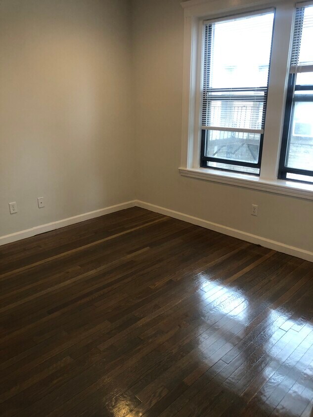 Foto del edificio - 24 Peterborough St