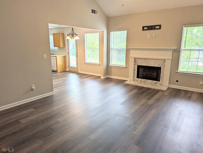 Building Photo - 6030 Kingston Ln