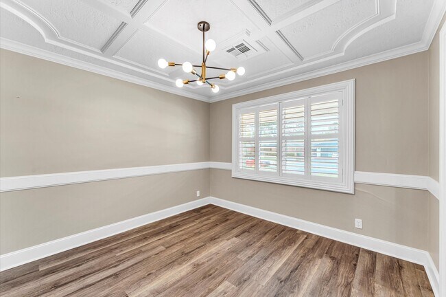 Foto del edificio - 6327 Wynnwood Ln