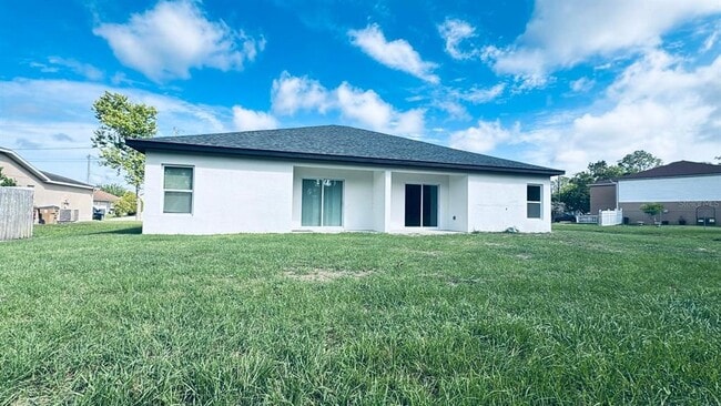 Foto del edificio - 309 Clermont Dr