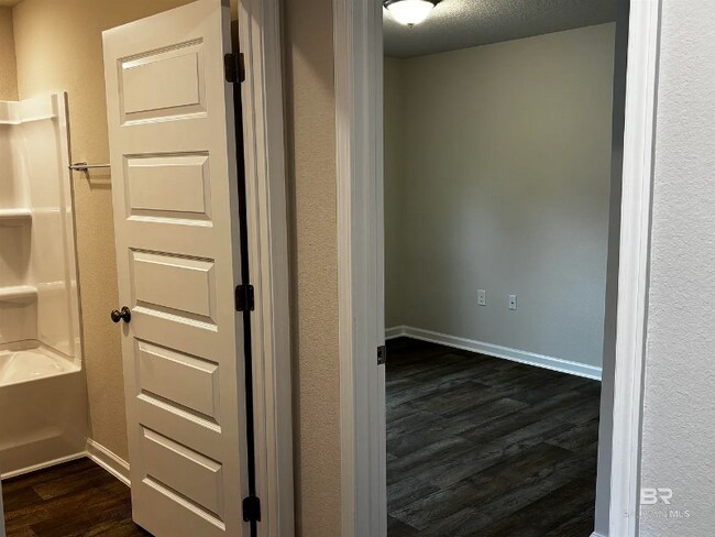 Building Photo - 13668 Logan Pl