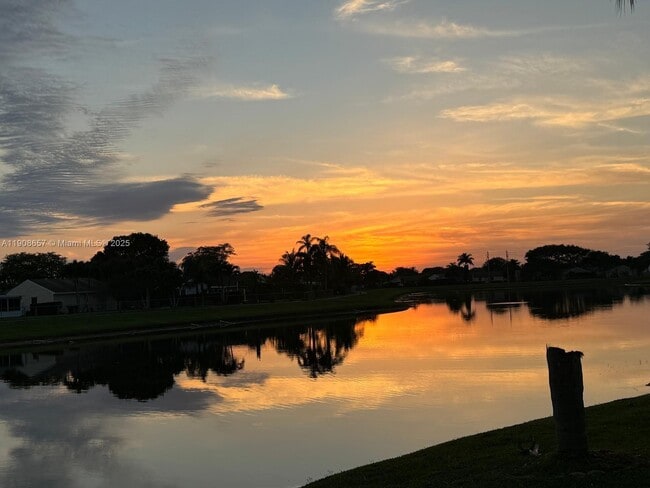 Foto del edificio - 5226 Brian Blvd