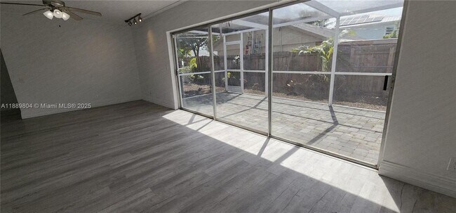 Foto del edificio - 200 NW 9th St