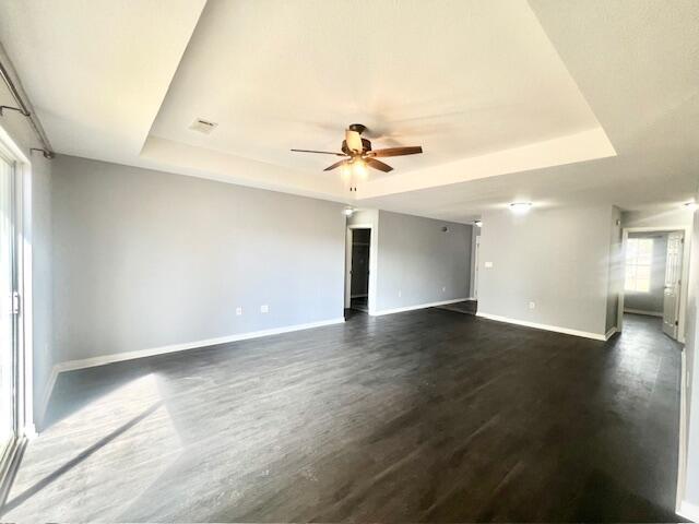 Foto del edificio - 3200 Skynight Dr