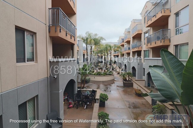 Building Photo - Large 2 Bedroom 2 Bathroom Condo in Betwee...