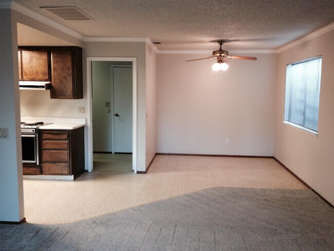 Building Photo - 6965 Amberwick Way