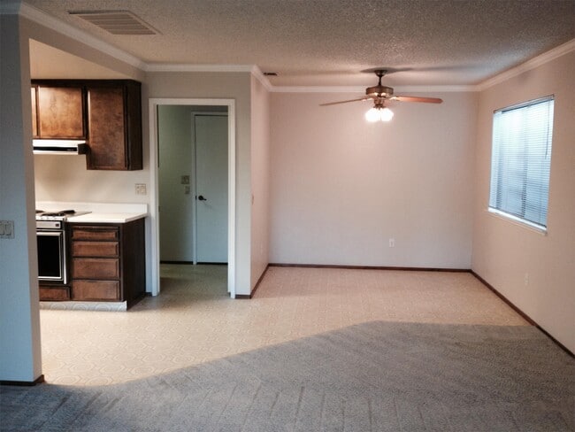 Foto del edificio - 6965 Amberwick Way