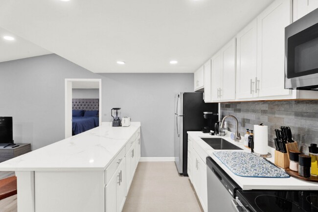 Foto del edificio - 6 Roanoke Ln