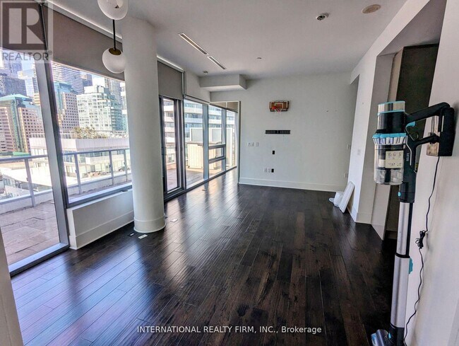 Building Photo - 1213-29 QUEENS QUAY E