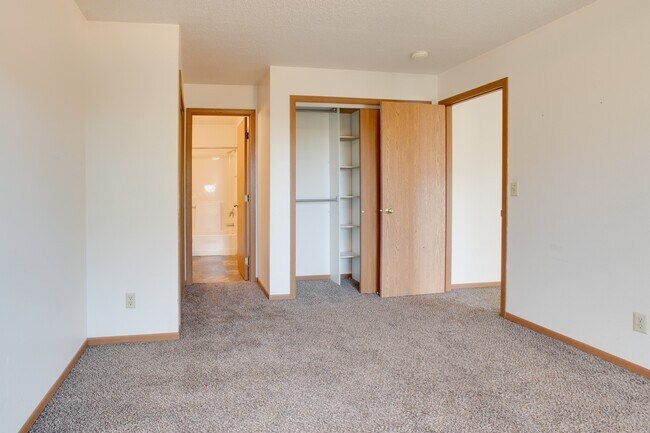 Dormitorio de Bluemont - Bluemont Village Apartments