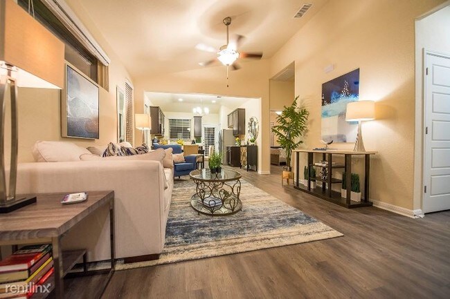 Foto del edificio - 7318 Old Bee Cave Rd